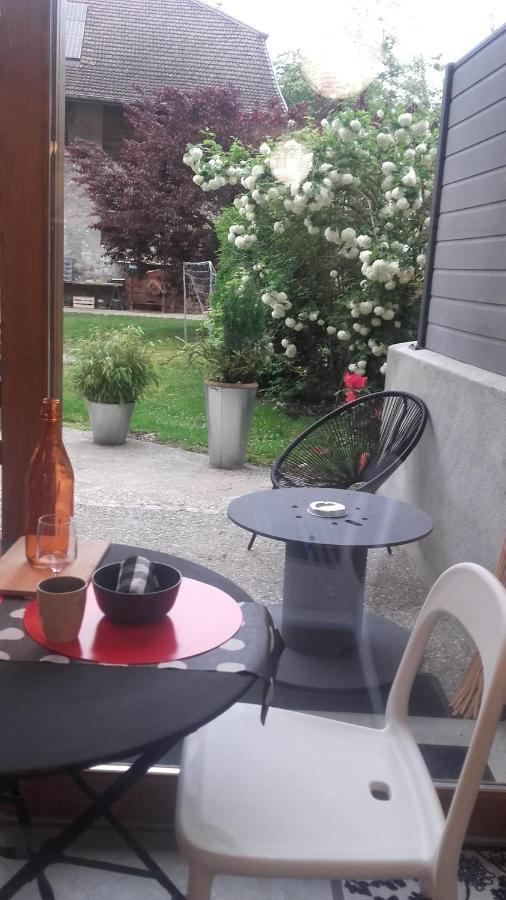 Escapade Champetre Bed and Breakfast Hauteville-sur-Fier Εξωτερικό φωτογραφία