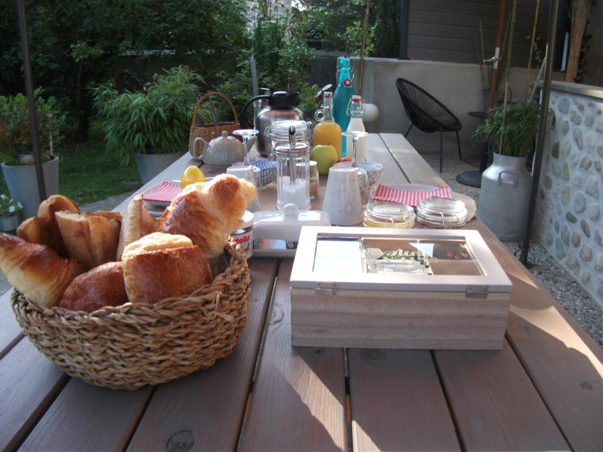 Escapade Champetre Bed and Breakfast Hauteville-sur-Fier Εξωτερικό φωτογραφία