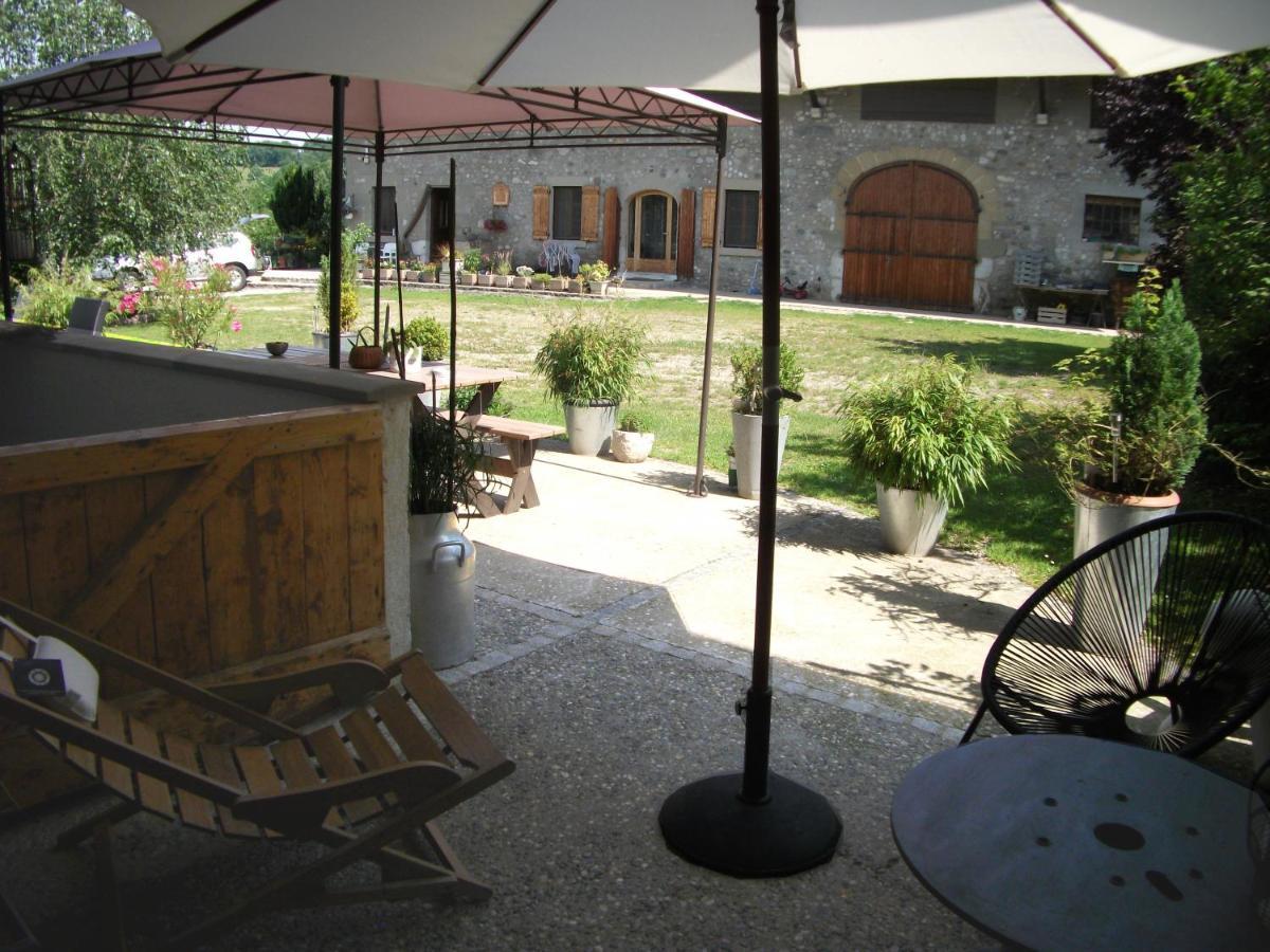 Escapade Champetre Bed and Breakfast Hauteville-sur-Fier Εξωτερικό φωτογραφία
