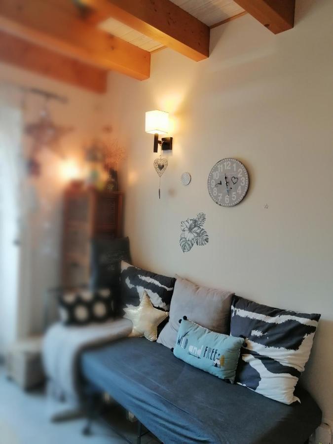 Escapade Champetre Bed and Breakfast Hauteville-sur-Fier Εξωτερικό φωτογραφία