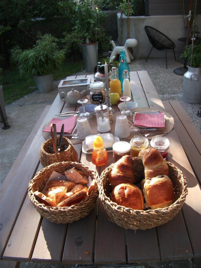 Escapade Champetre Bed and Breakfast Hauteville-sur-Fier Εξωτερικό φωτογραφία