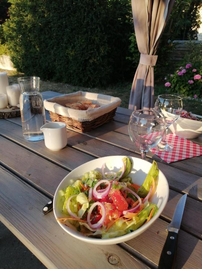 Escapade Champetre Bed and Breakfast Hauteville-sur-Fier Εξωτερικό φωτογραφία